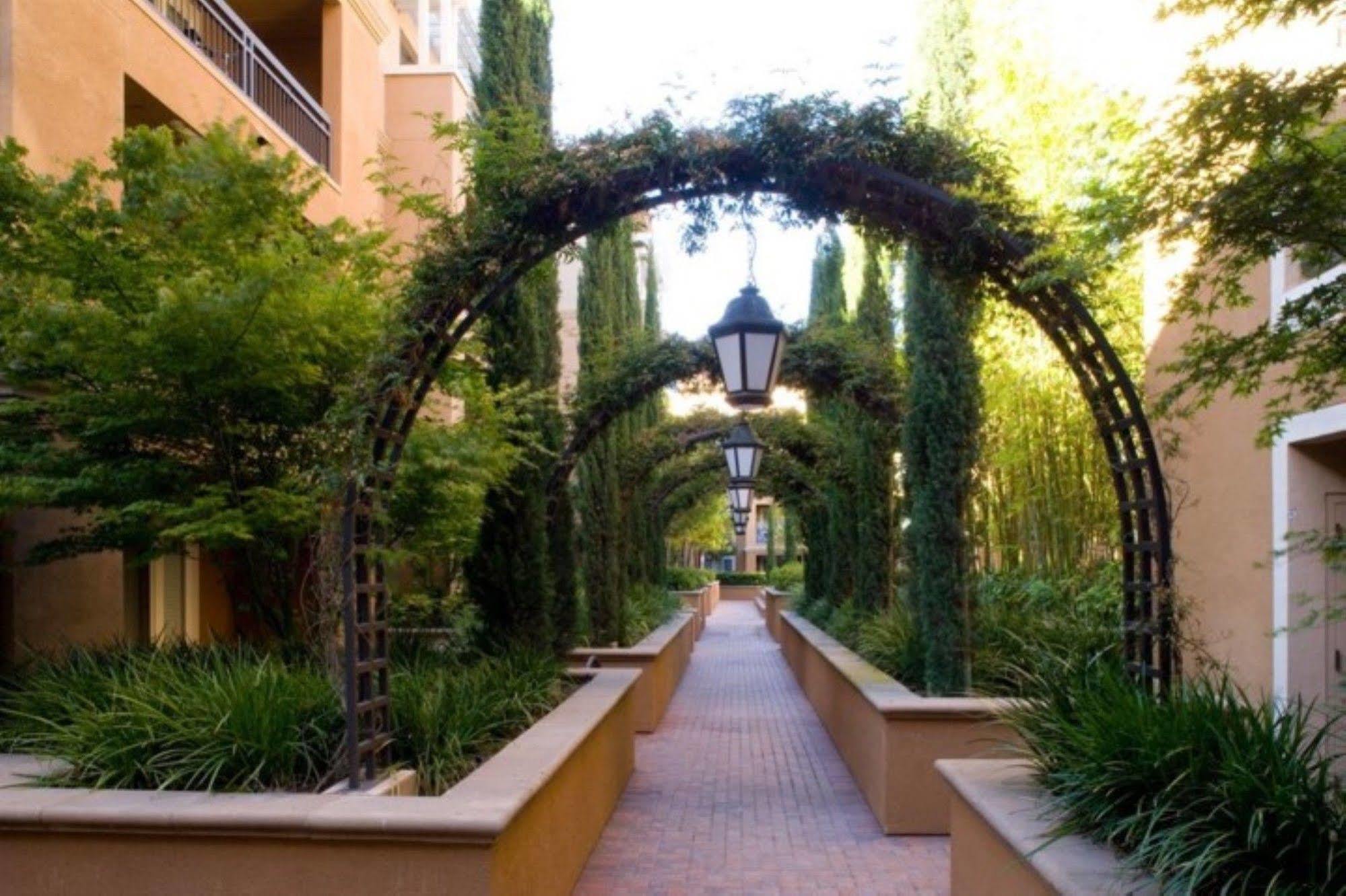 Global Luxury Suites At North Park San Jose Exterior photo